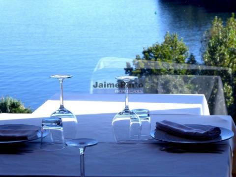 Restaurante de Prestígio. Portugal, Porto, Matosinhos.