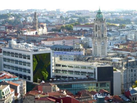 Apartamento Duplex T3+1, em construção, Porto, a Mar. Gomes da Costa. Portugal, Porto.