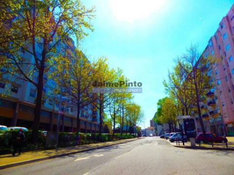 Apartamento T1 elegante, ao Hospital de S. João. Portugal, Porto.