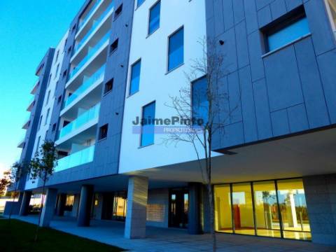 Apartamento T1 elegante, ao Hospital de S. João. Portugal, Porto.