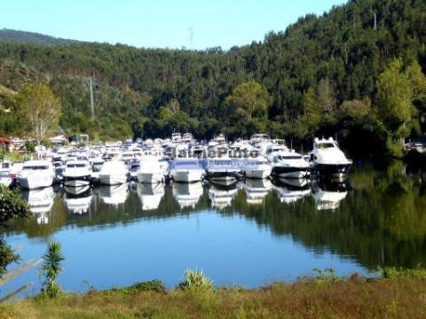 Aldeamento Turístico 55 moradias, 4 estrelas. Portugal, Gondomar, Porto.