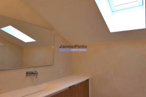 Apartamento de luxo, 3 suites, com terraço. Portugal, Lisboa, Cascais.