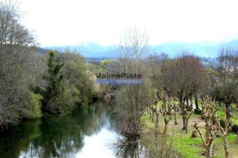 Casa, Ruína p/ restauro ou nova Edificação, em Rio Vide. Coimbra, Miranda do Corvo.