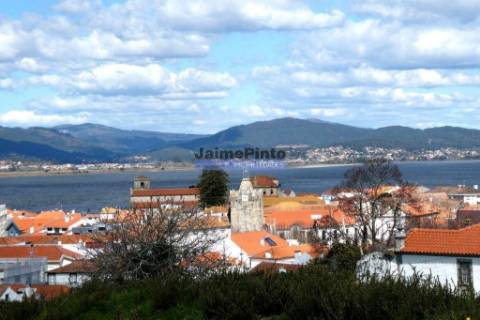 Residencial simpática, 40 quartos. Portugal, Viana do Castelo, Caminha.