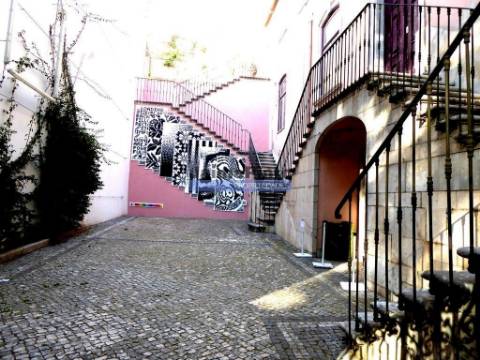 Hotel em projeto aprovado para 124 quartos. Portugal, Coimbra.