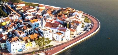 Terreno Urbano 12ha, p/ 210 habitações, p/ equipamentos, comércio, serviços. Portugal, Margem Sul de Lisboa.