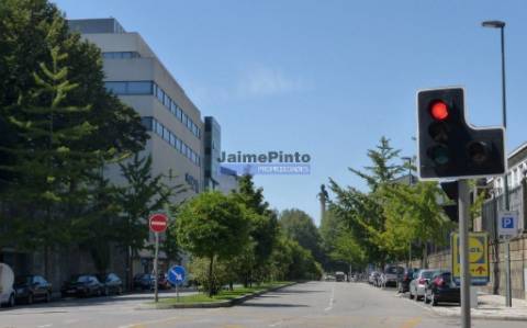 Escritório 35 m2 à  Av. da Boavista  no  Porto,  Portugal.