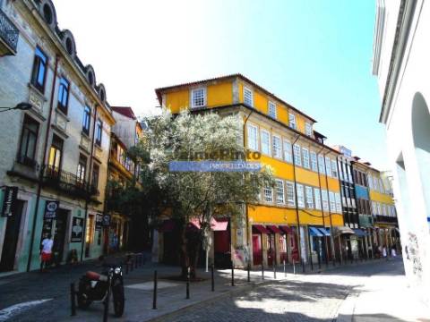 Apartamento T2 + 1, no centro da cidade do Porto. Portugal, Cedofeita, Porto.