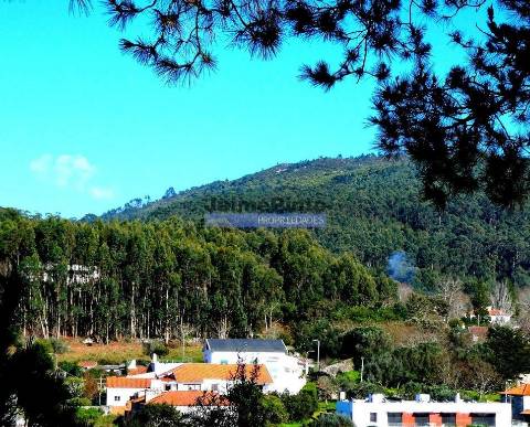 Terrenos urbanos contíguos, dois, para construção de 2 moradias. Portugal, Viana do Castelo, Afife.