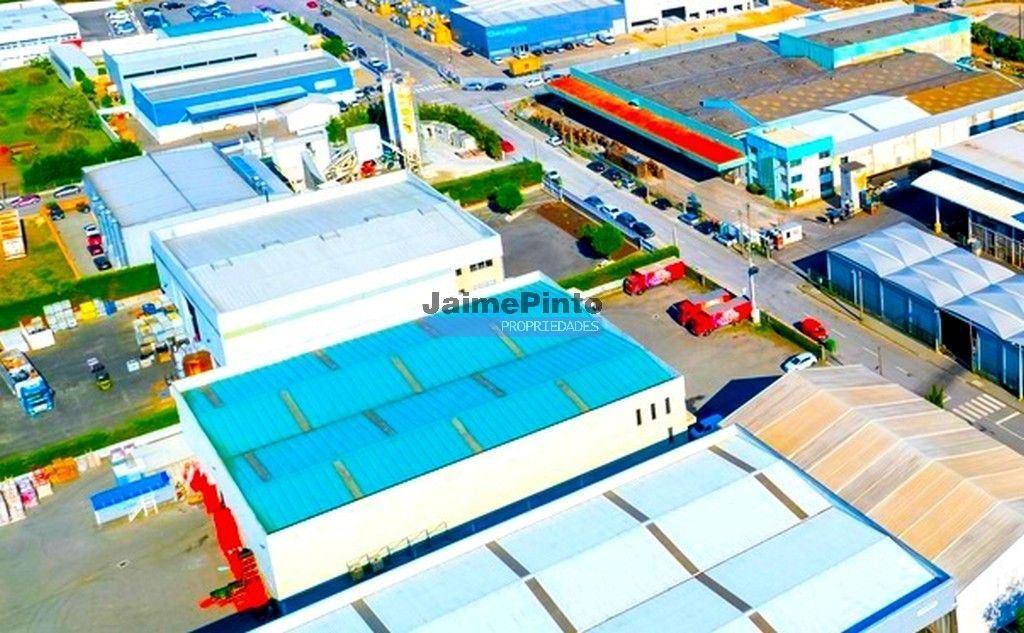 Armazém industrial 3.730m2, na Z. I. Ovar. Portugal, Aveiro, Ovar.