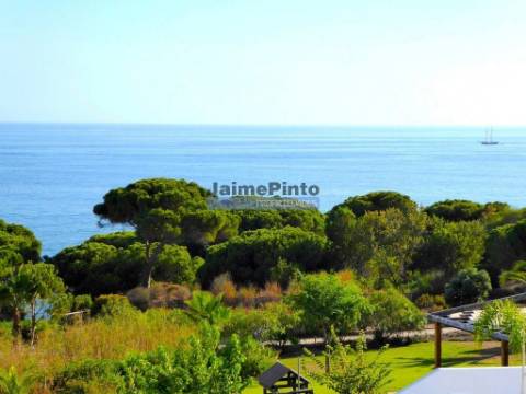 VIVENDA em local privilegiado em VALE do LOBO. Portugal, ALGARVE.