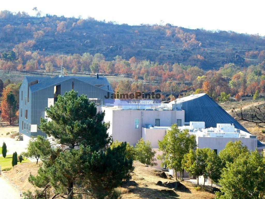 Ruína, ex-casa, 161m2, para restauro, Sabugal, Cró. Portugal, Guarda, Sabugal.