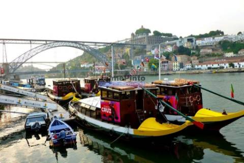 Hotel Projeto Aprovado p/ 120 quartos. Portugal, Porto, V. N. Gaia.