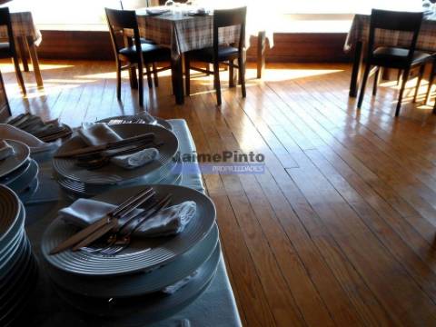 RESTAURANTE de excelência e EDIFÍCIO. Portugal, Bragança.