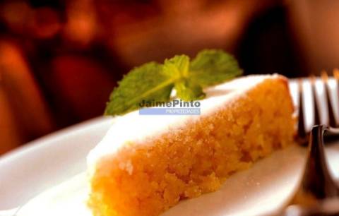 RESTAURANTE de excelência e EDIFÍCIO. Portugal, Bragança.