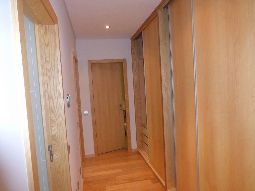 Apartamento R/Chão tipologia T1 em V. N. Gaia, Grijó, Portugal.