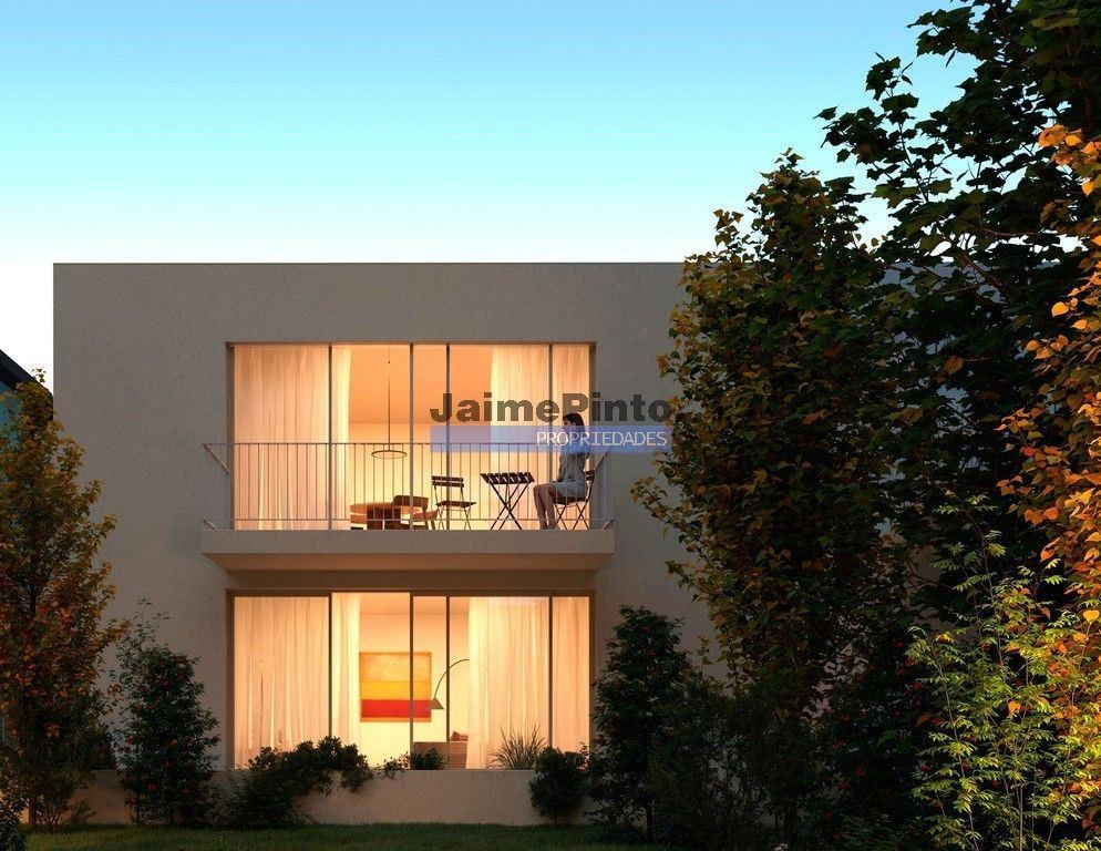 Apartamento 34m2, T0 + varanda. Portugal, Porto.