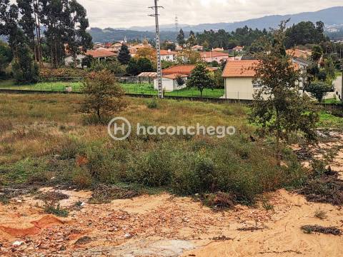 Excelente terreno com 11.000m2 para construção em Cervães Vila Verde