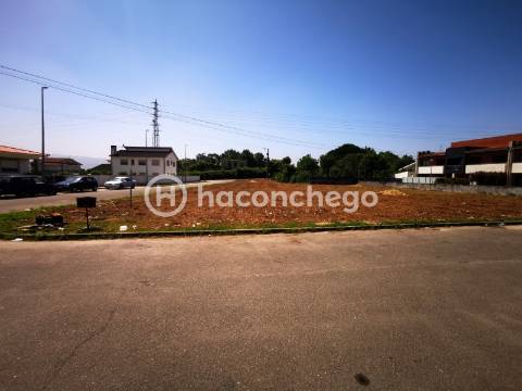 Terreno urbano com 1818m2 em Galegos São Martinho Barcelos