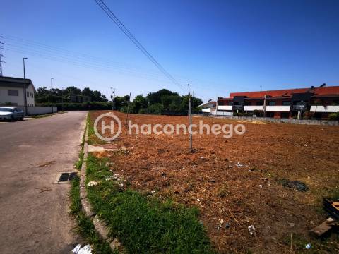 Terreno urbano com 1818m2 em Galegos São Martinho Barcelos