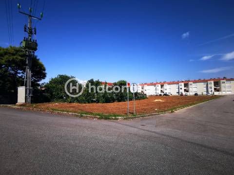 Terreno urbano com 1818m2 em Galegos São Martinho Barcelos