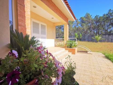 Moradia individual T3 inserida num terreno com cerca 7.000 m2 em Balasar Póvoa de Varzim