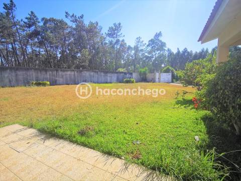 Moradia individual T3 inserida num terreno com cerca 7.000 m2 em Balasar Póvoa de Varzim