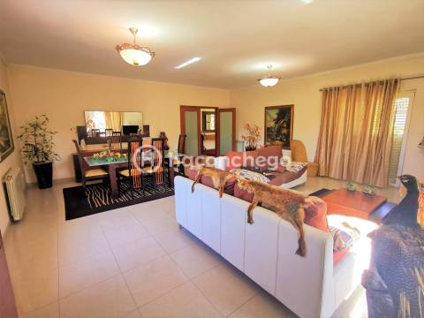 Moradia individual T3 inserida num terreno com cerca 7.000 m2 em Balasar Póvoa de Varzim