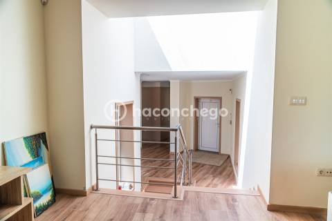 Moradia individual com piscina em Mariz Barcelos