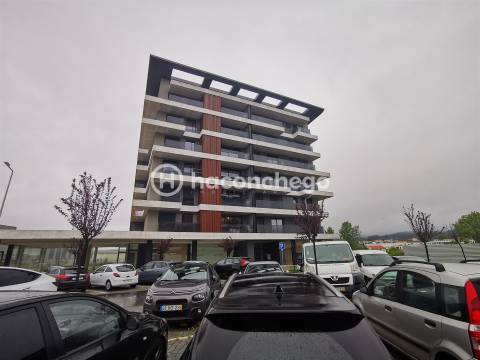 Apartamento T3 como novo para arrendar em Barcelos