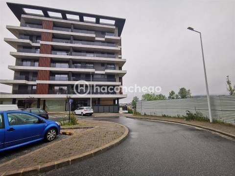 Apartamento T3 como novo para arrendar em Barcelos