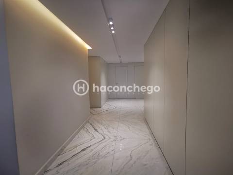 Apartamento T3 como novo para arrendar em Barcelos