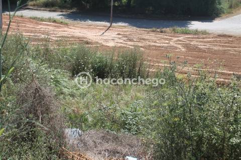 Lote de terreno com 561 m2 na Lama Barcelos