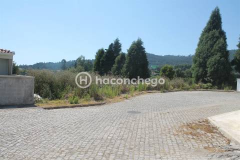 Lote de terreno com 561 m2 na Lama Barcelos