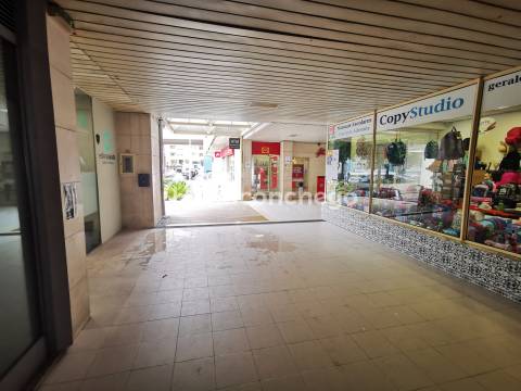 Loja para venda Arcozelo Barcelos