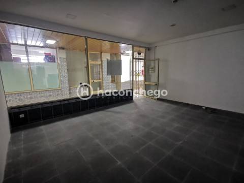 Loja para venda Arcozelo Barcelos