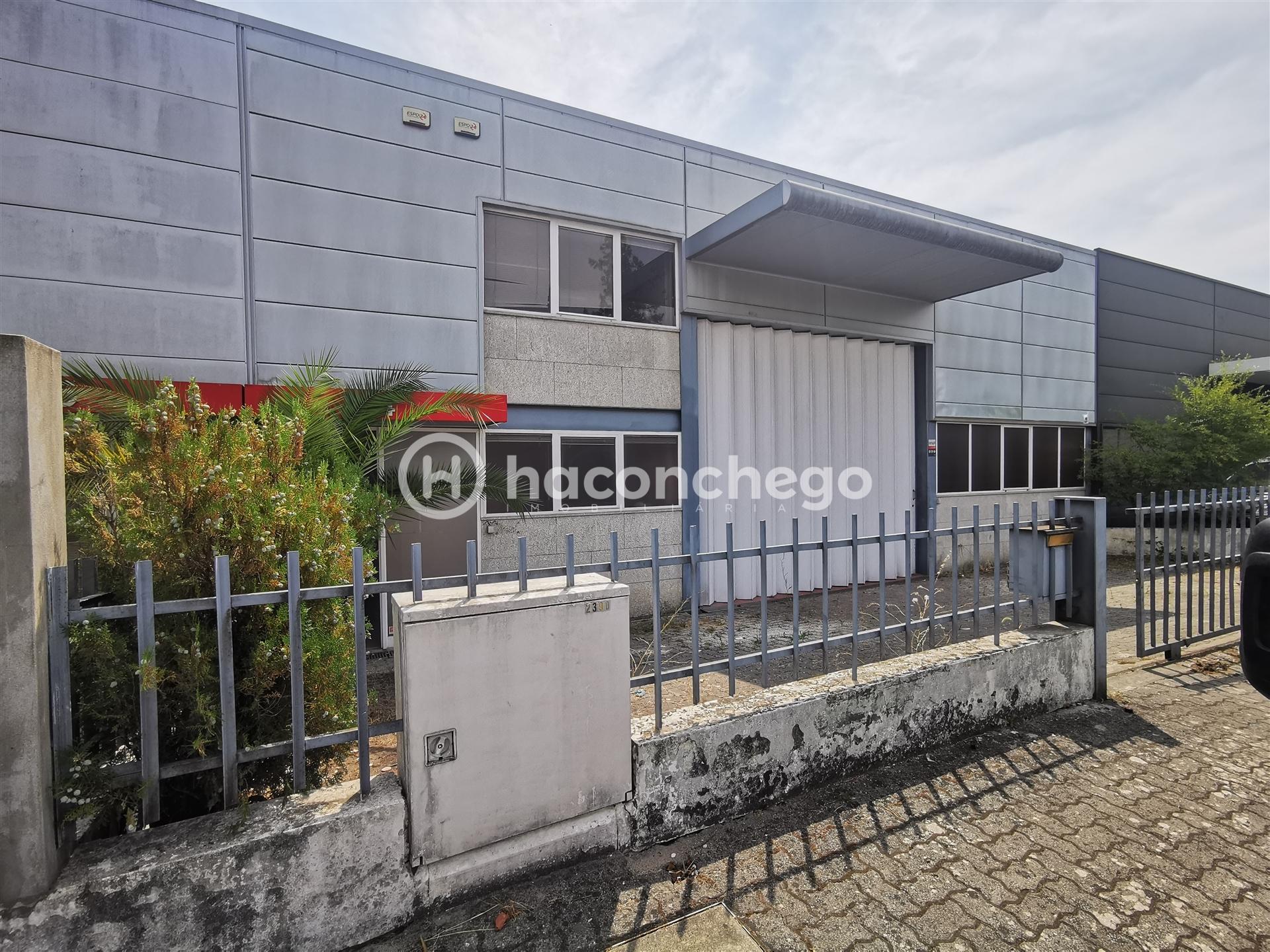 Armazém para arrendar São Veríssimo Barcelos