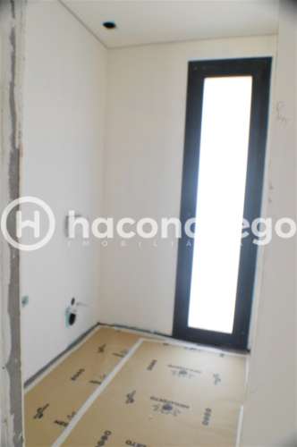 Moradia T3+1 individual nova Vila Boa Barcelos