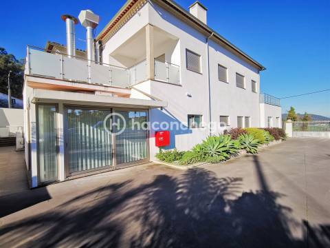 Restaurante para arrendar em Silveiros Barcelos com todo equipamento novo e pronto a funcionar