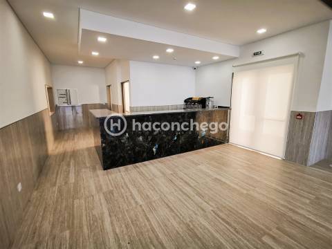 Restaurante para arrendar em Silveiros Barcelos com todo equipamento novo e pronto a funcionar