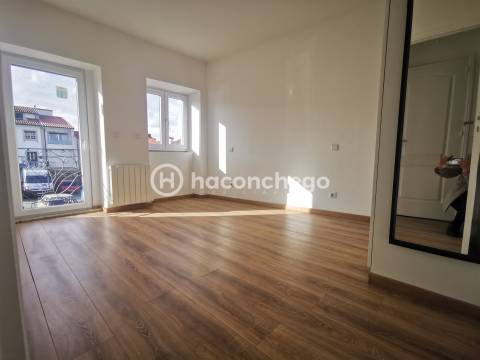 Apartamento T2 para arrendar em Barcelinhos, Barcelos