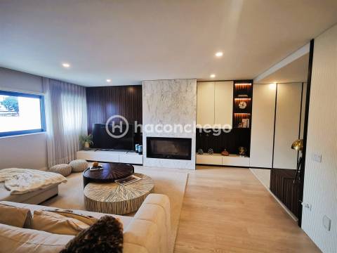 Moradia com piscina Abade Neiva Barcelos