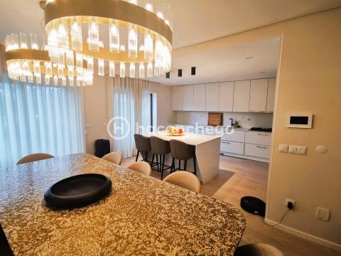 Moradia com piscina Abade Neiva Barcelos