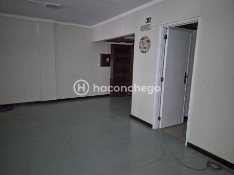 Escritório centro de Barcelos
