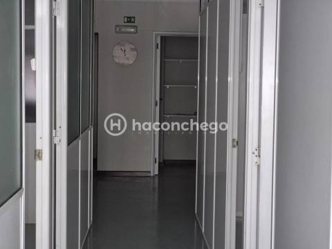 Escritório centro de Barcelos