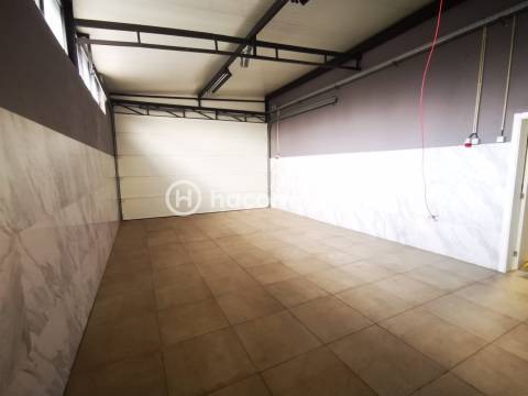 Pavilhão em Manhente