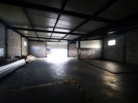 Pavilhão em Manhente