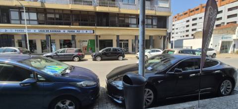 Loja para Arrendamento, Barcelos