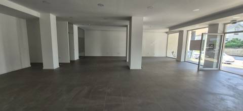 Loja para Arrendamento, Barcelos