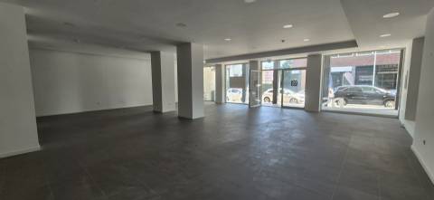 Loja para Arrendamento, Barcelos
